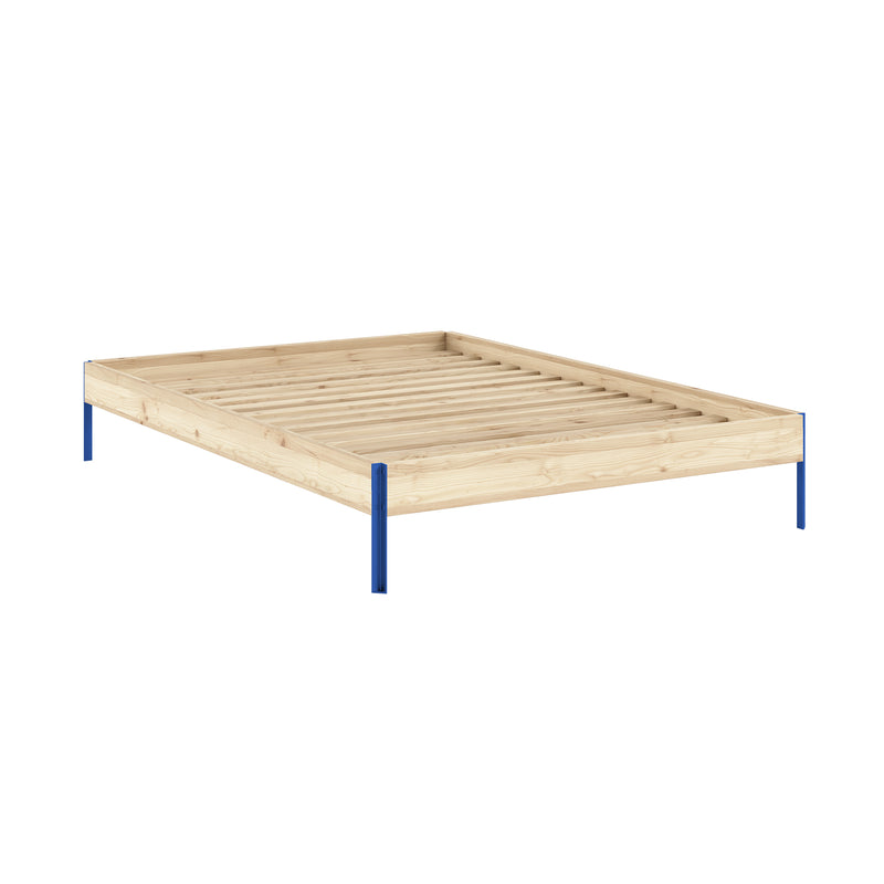 Karup - Core Bett | 140 x 200 cm / Kiefer natur / vivid blue