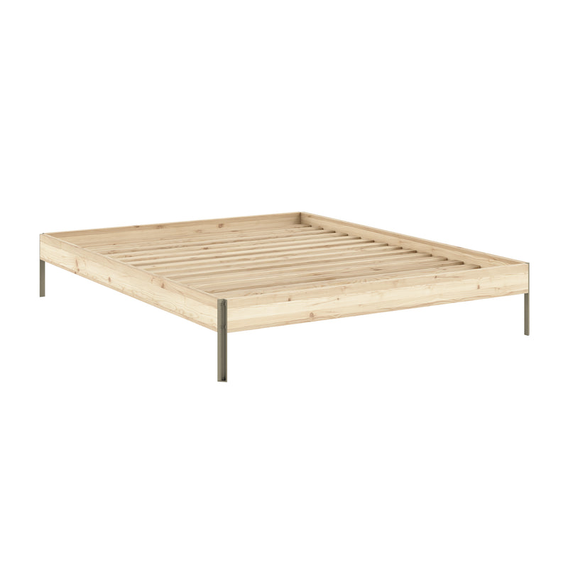 Karup - Core Bett | 160 x 200 cm / Kiefer natur / sage green