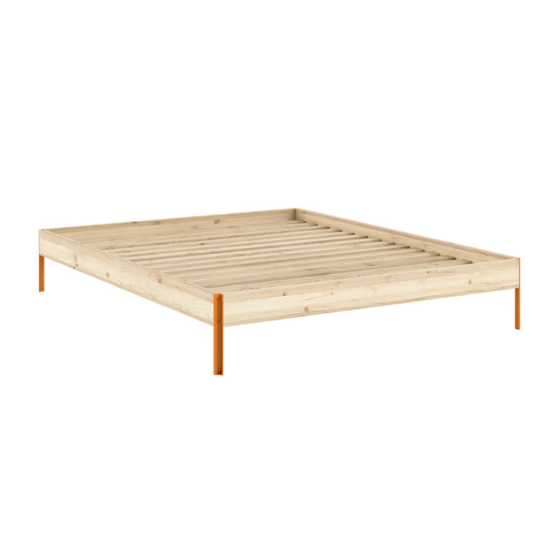 Karup - Core Bett | 160 x 200 cm / Kiefer natur / solar orange