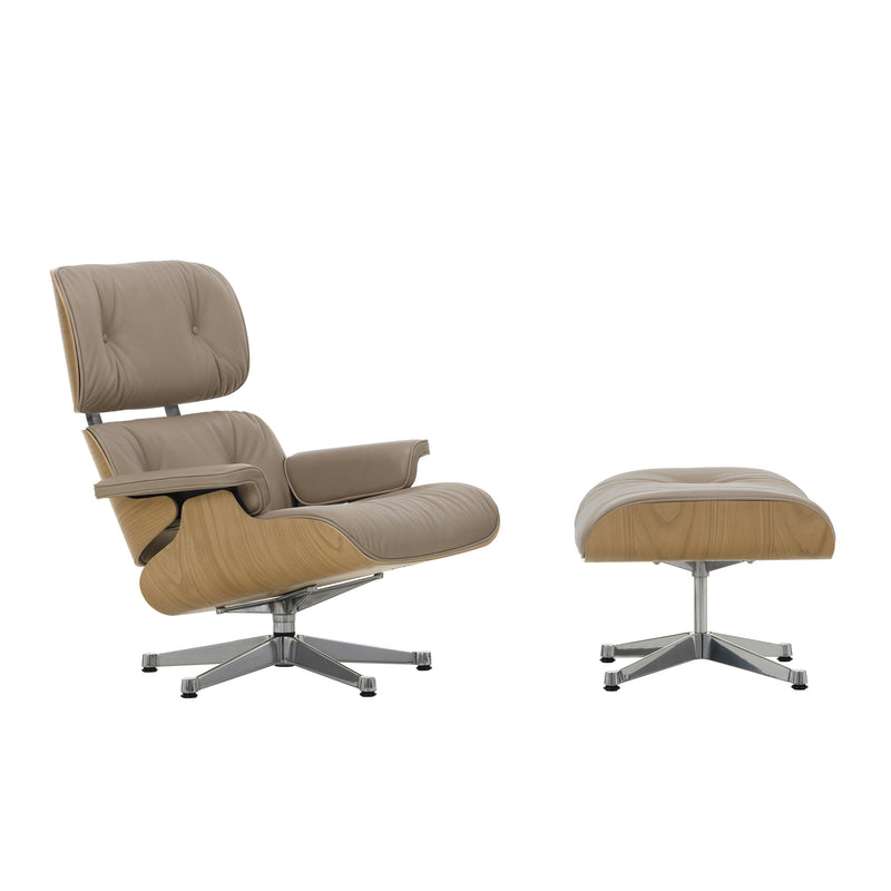 Vitra - Lounge Chair & Ottoman | Leder Premium F sand / Kastanie natur / poliert