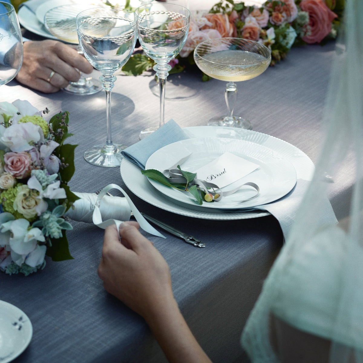 White Fluted flat plate by Royal Copenhagen, garden wedding